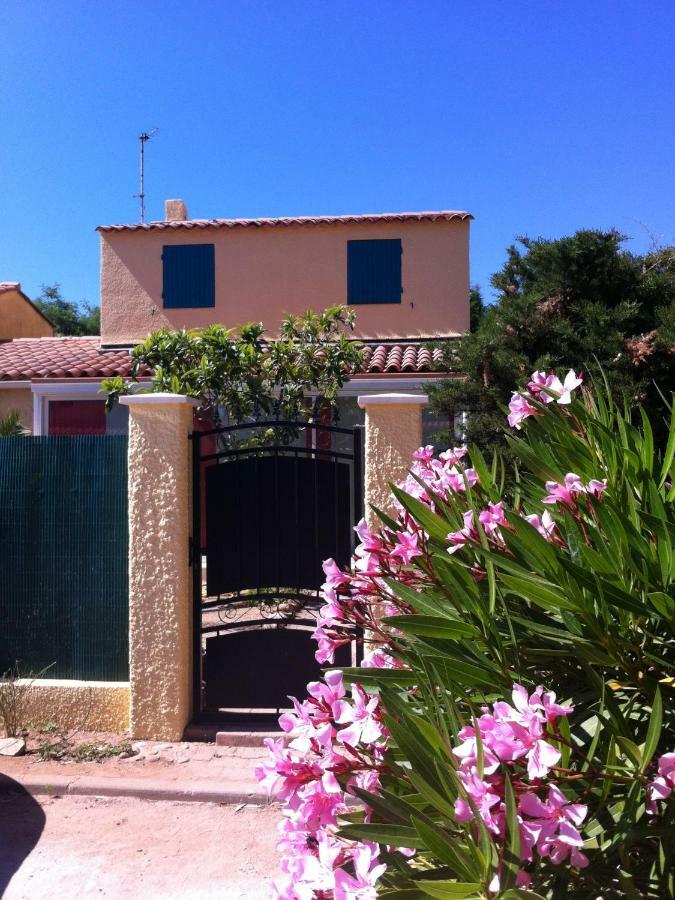 Villa De Vacances Au Calme Proche De La Mer La Londe-les-Maures ภายนอก รูปภาพ