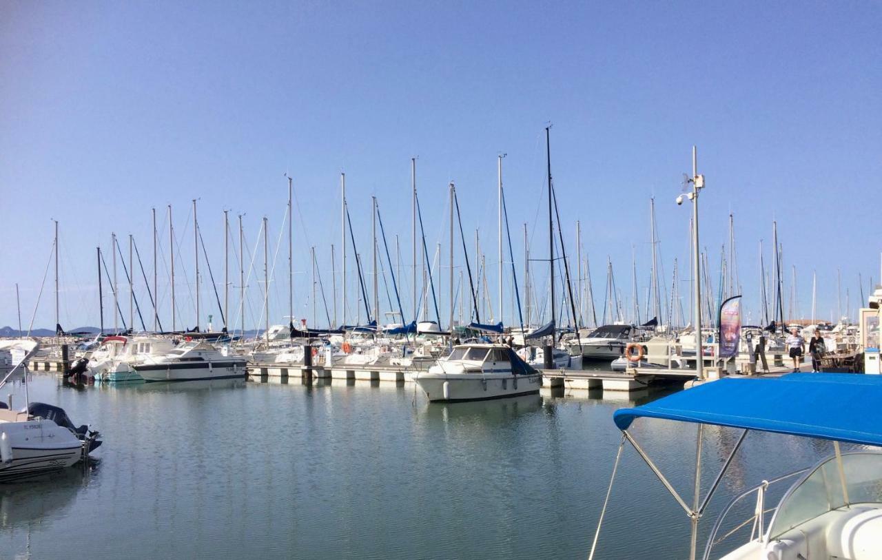 Villa De Vacances Au Calme Proche De La Mer La Londe-les-Maures ภายนอก รูปภาพ